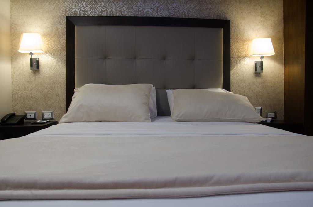 Hotel Veuxor Machala Bilik gambar